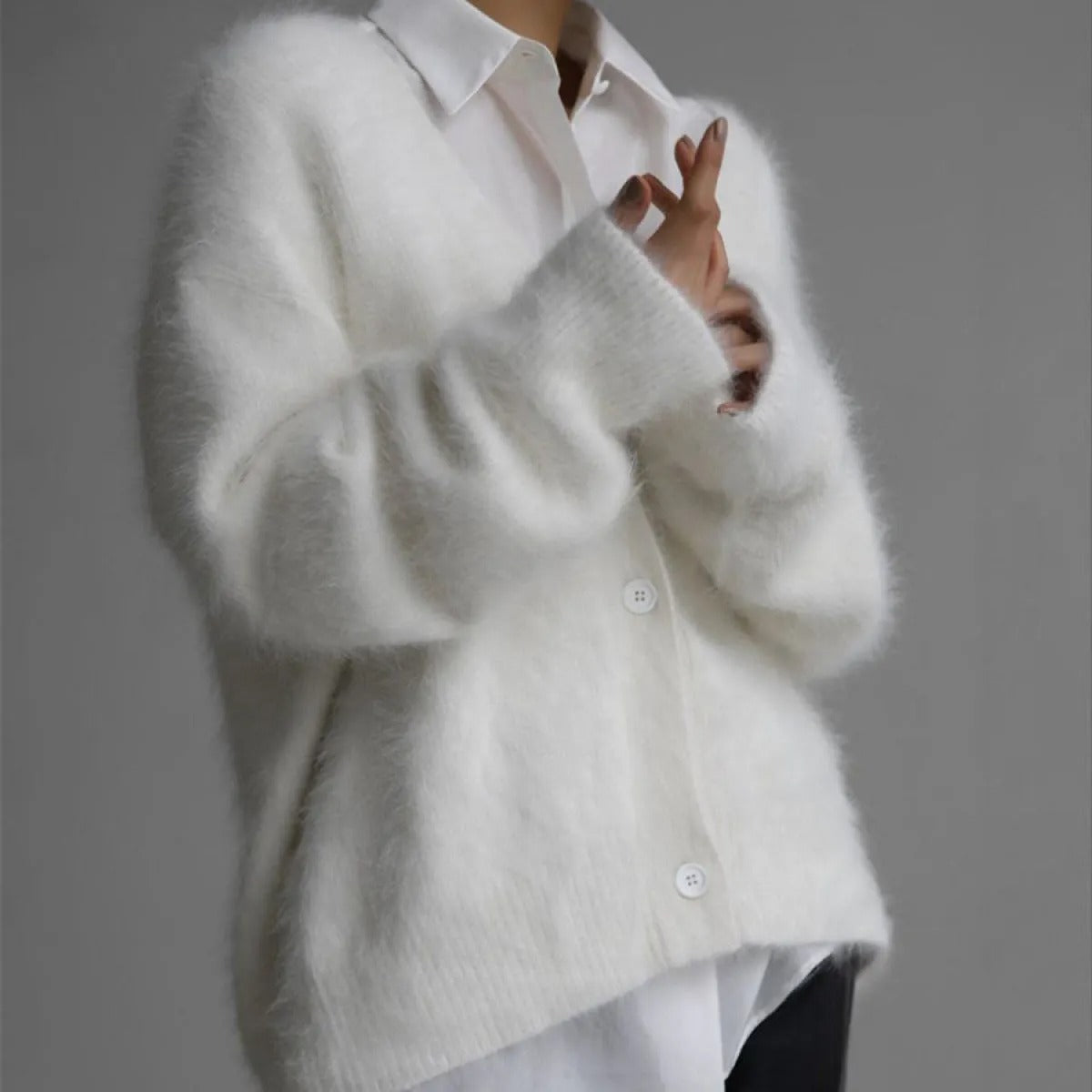 Women's Buttoned Cardigan – Relaxed Straight Fit