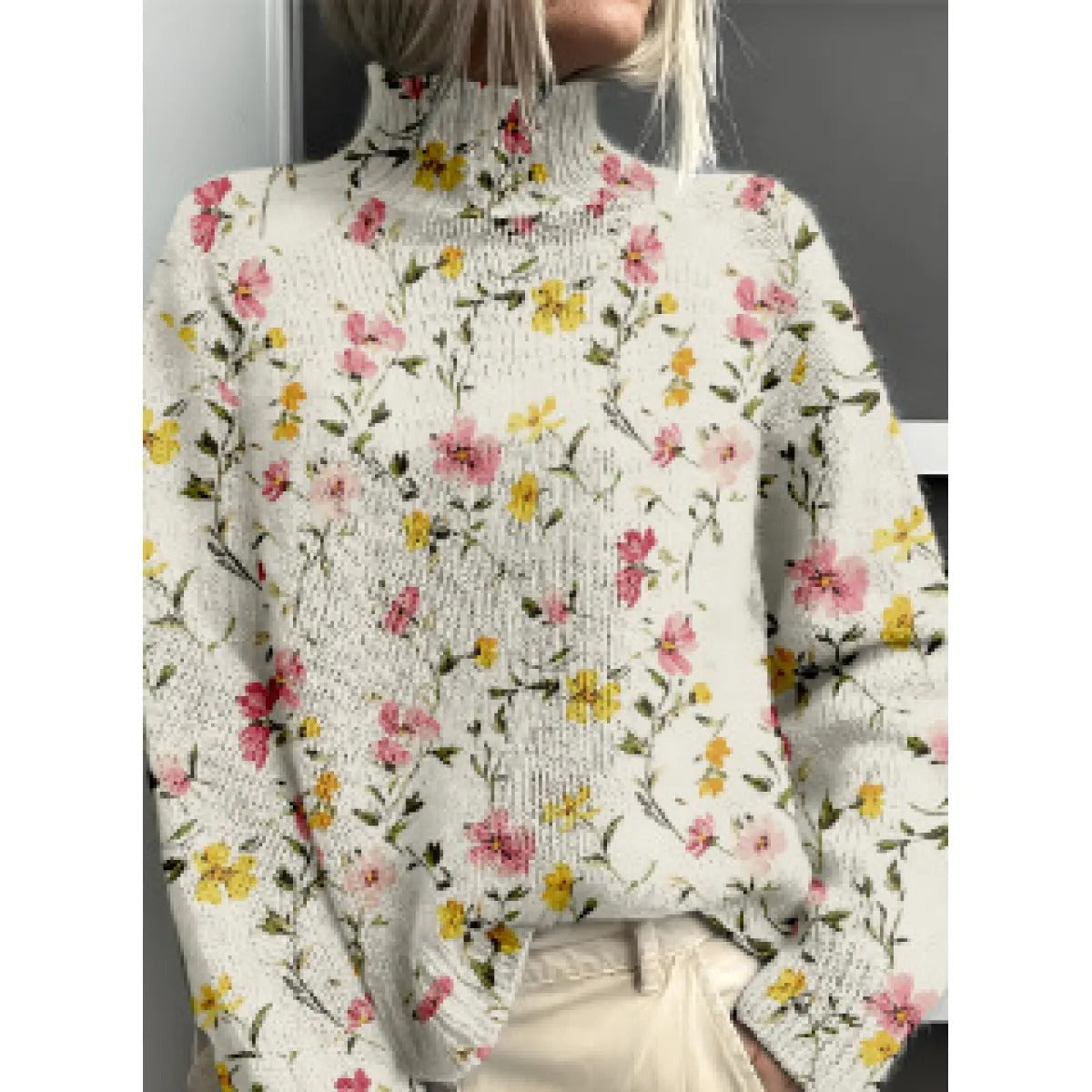 Women's Turtleneck Sweater – Relaxed Fit with Floral Pattern