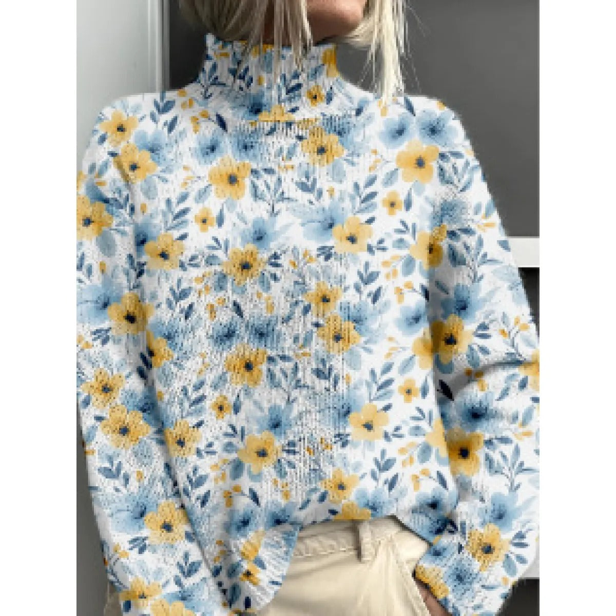 Women's Turtleneck Sweater – Relaxed Fit with Floral Pattern
