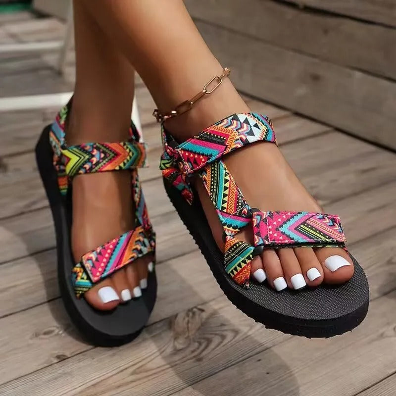 Flat Women's Sandals – Crossed Straps Textured Fabric Open Toe