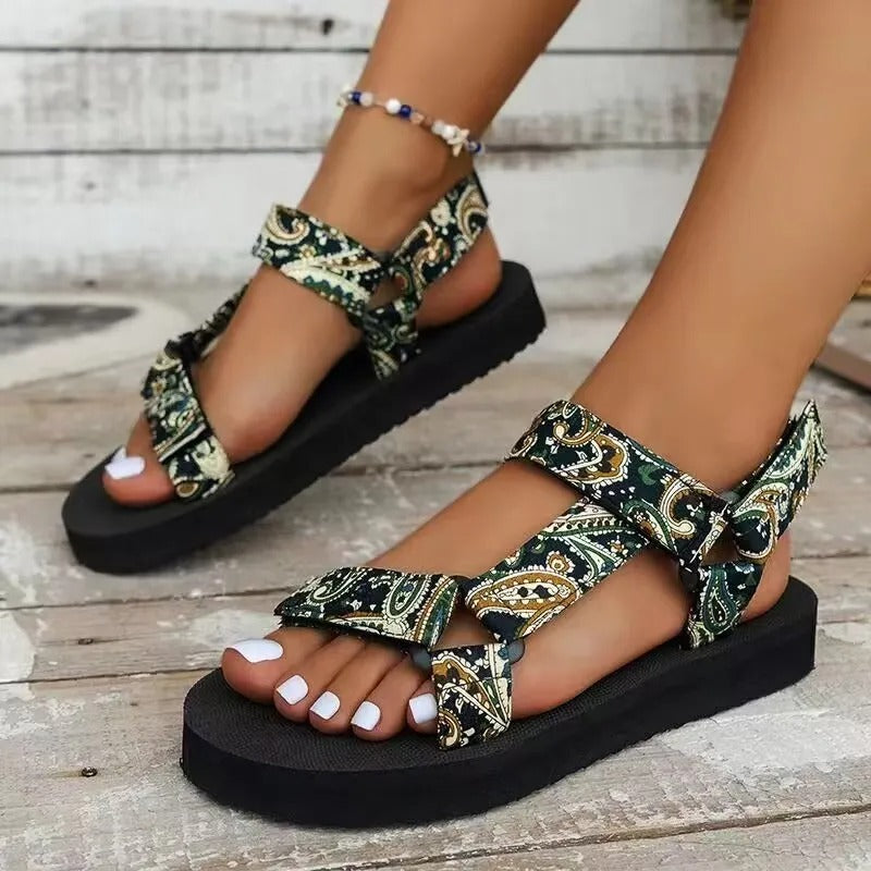 Flat Women's Sandals – Crossed Straps Textured Fabric Open Toe