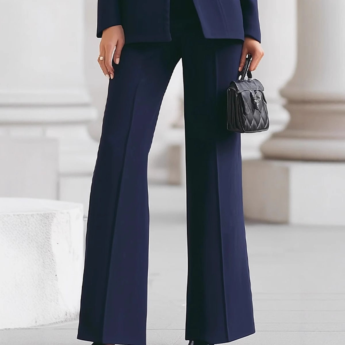 Women's Two-Piece Suit – Long Sleeve Blazer and Tailored Pants
