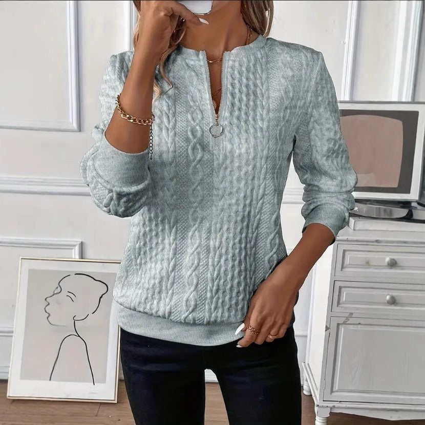 Women's Textured Knitwear – Cable-Knit Round Neck with Quarter-Zip