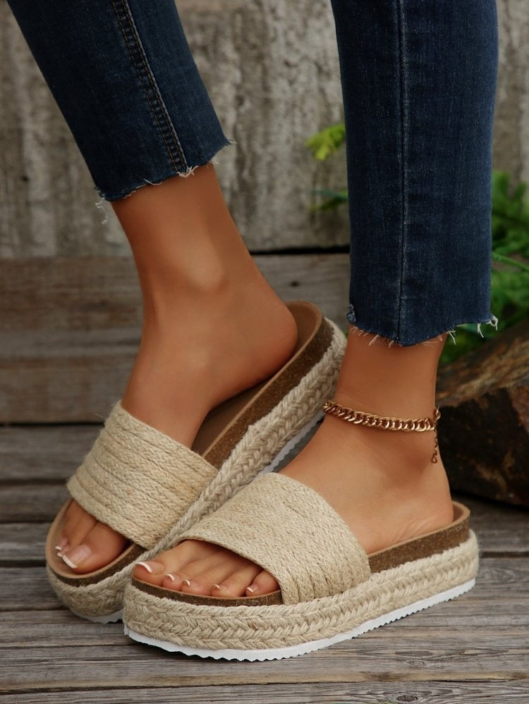 Women's Flat Sandals in Woven Textile – Cushioned Muffin Sole