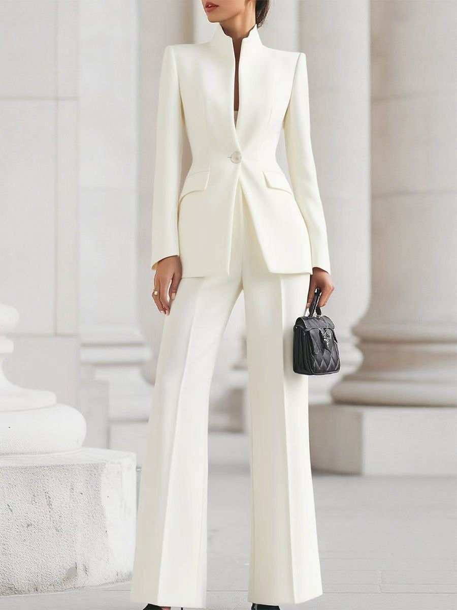 Women's Two-Piece Suit – Long Sleeve Blazer and Tailored Pants