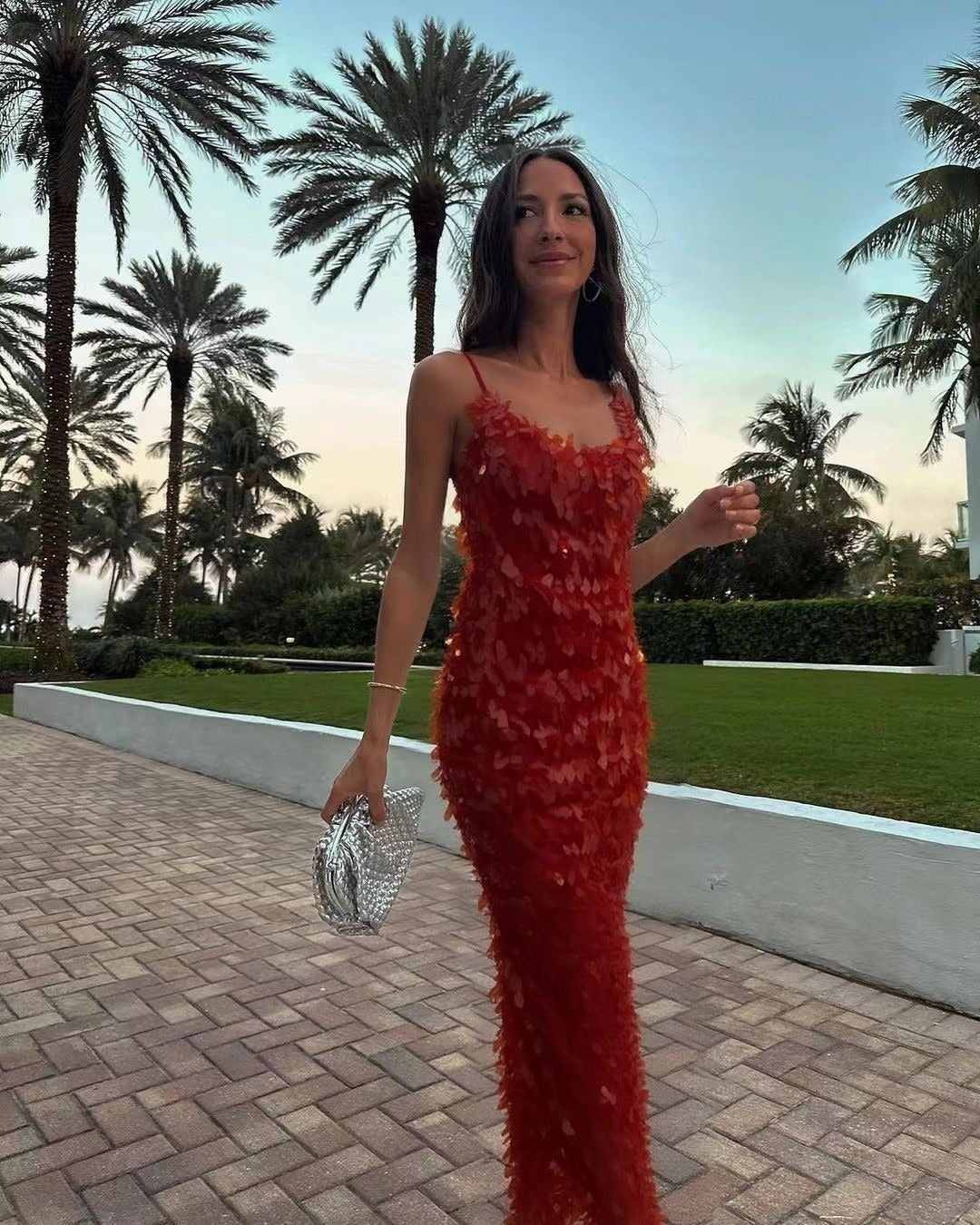 Long Women's Sequin Dress – Open Back Sparkling Evening Gown