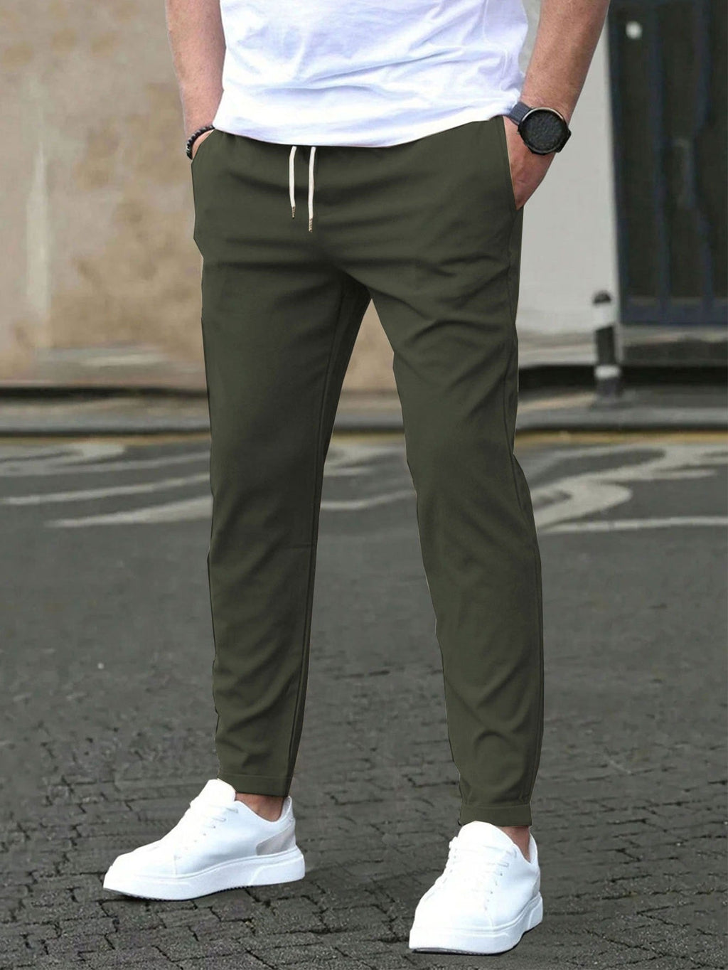 Men's Casual Slim-Fit Pants – Lightweight and Soft Woven Fabric