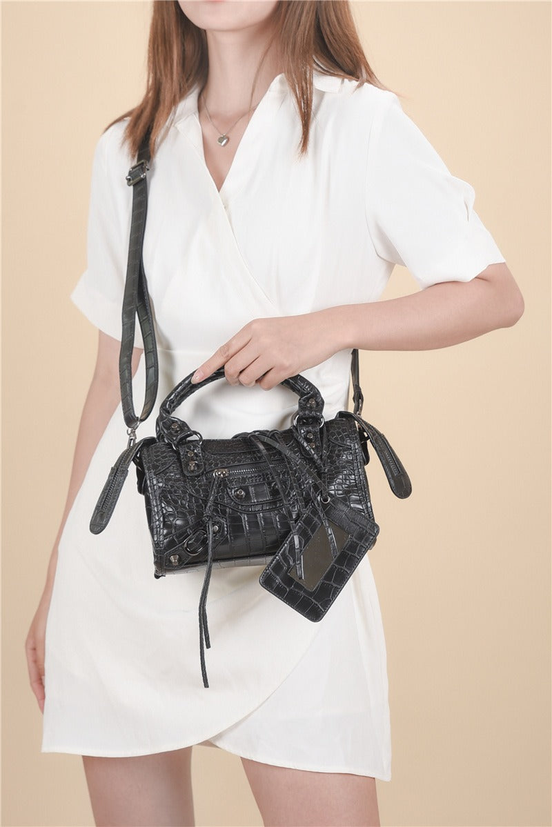 Women's Large Capacity Handbag – Textured Embossed Material