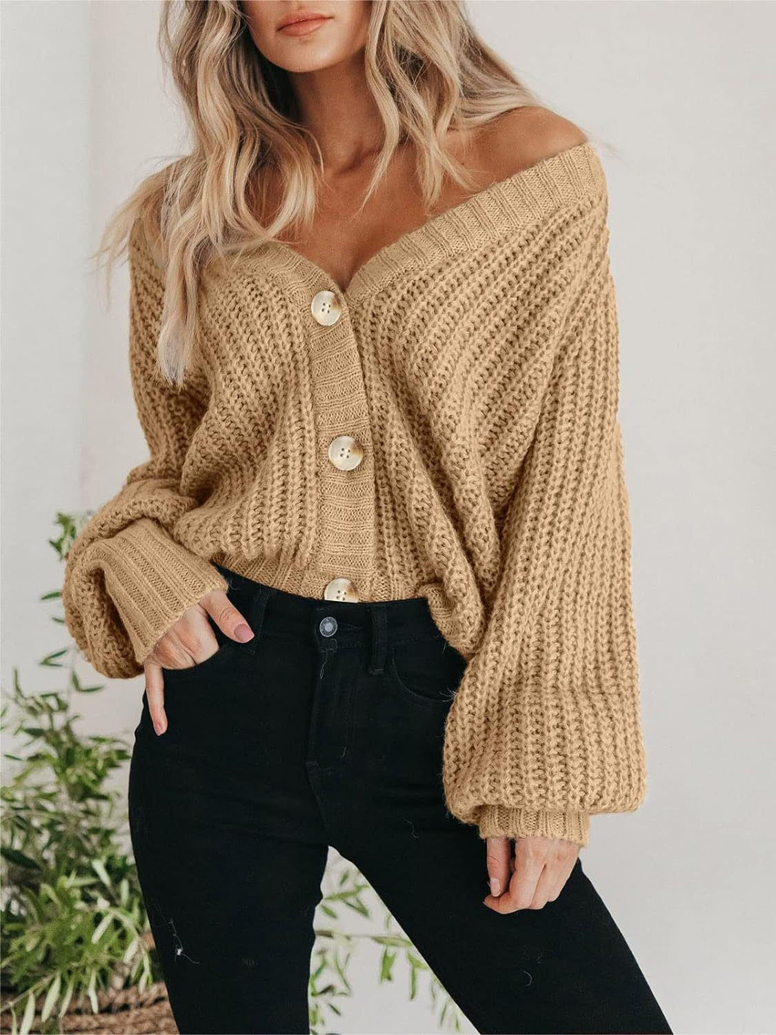 Women's Chunky-Knit Cardigan – Oversized Fit, Balloon Sleeves