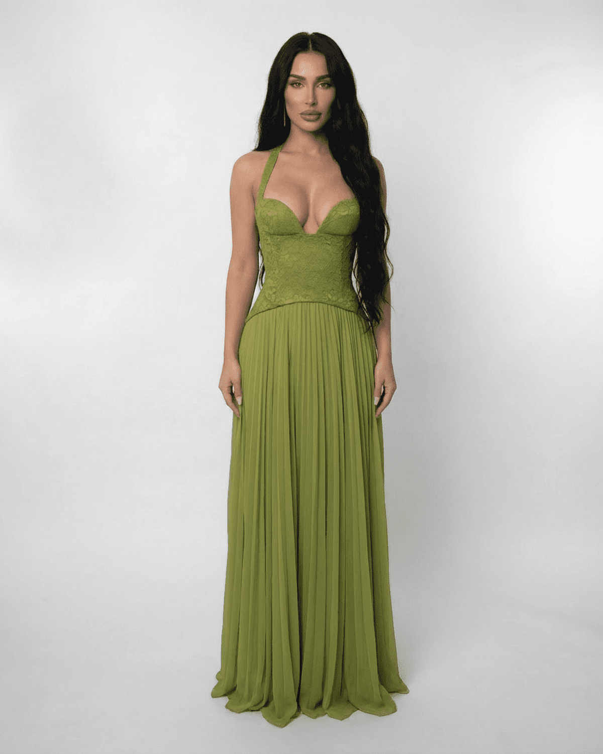 Women's Long Dress with Halter Neck – Lace-Up Corset Back & Pleated Skirt