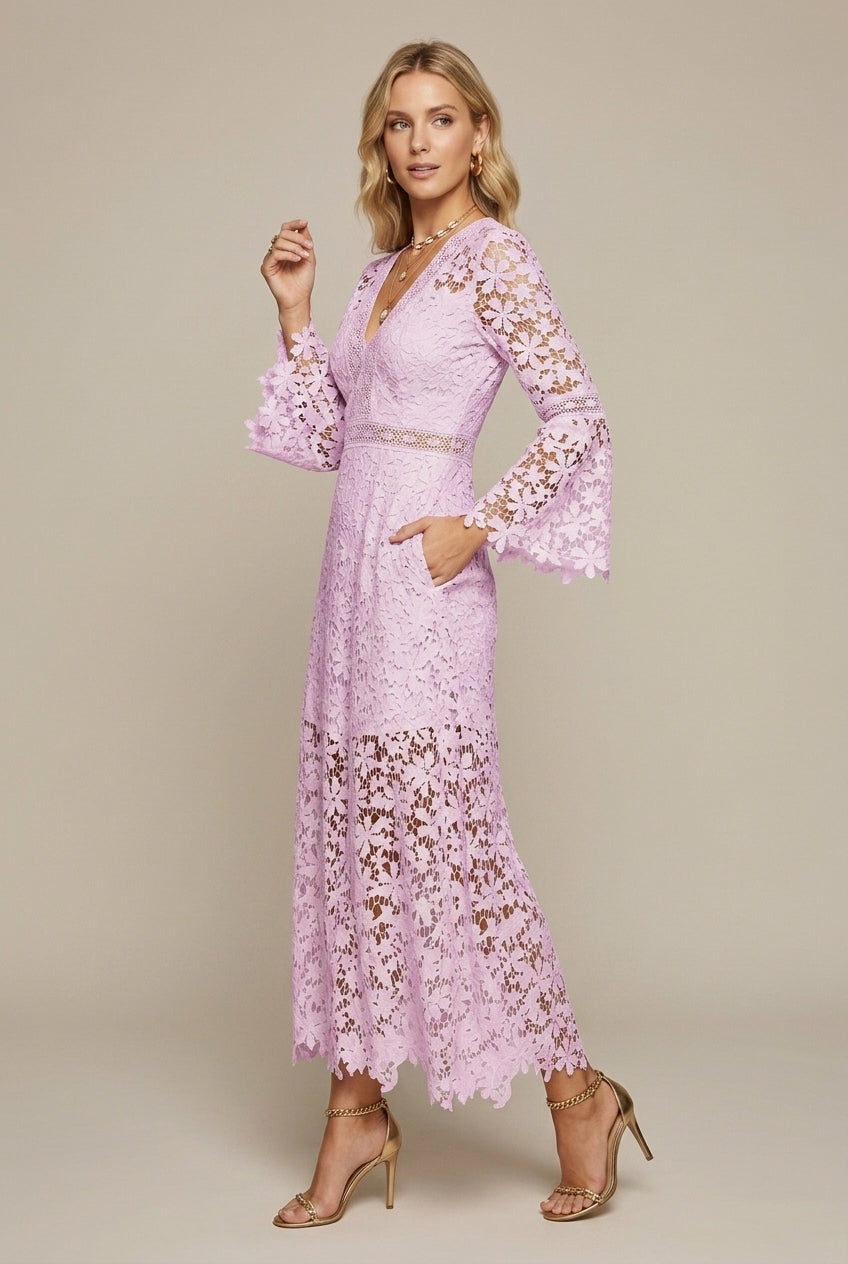 Women's Maxi Dress in Guipure Lace – V-Neck Long Sleeves